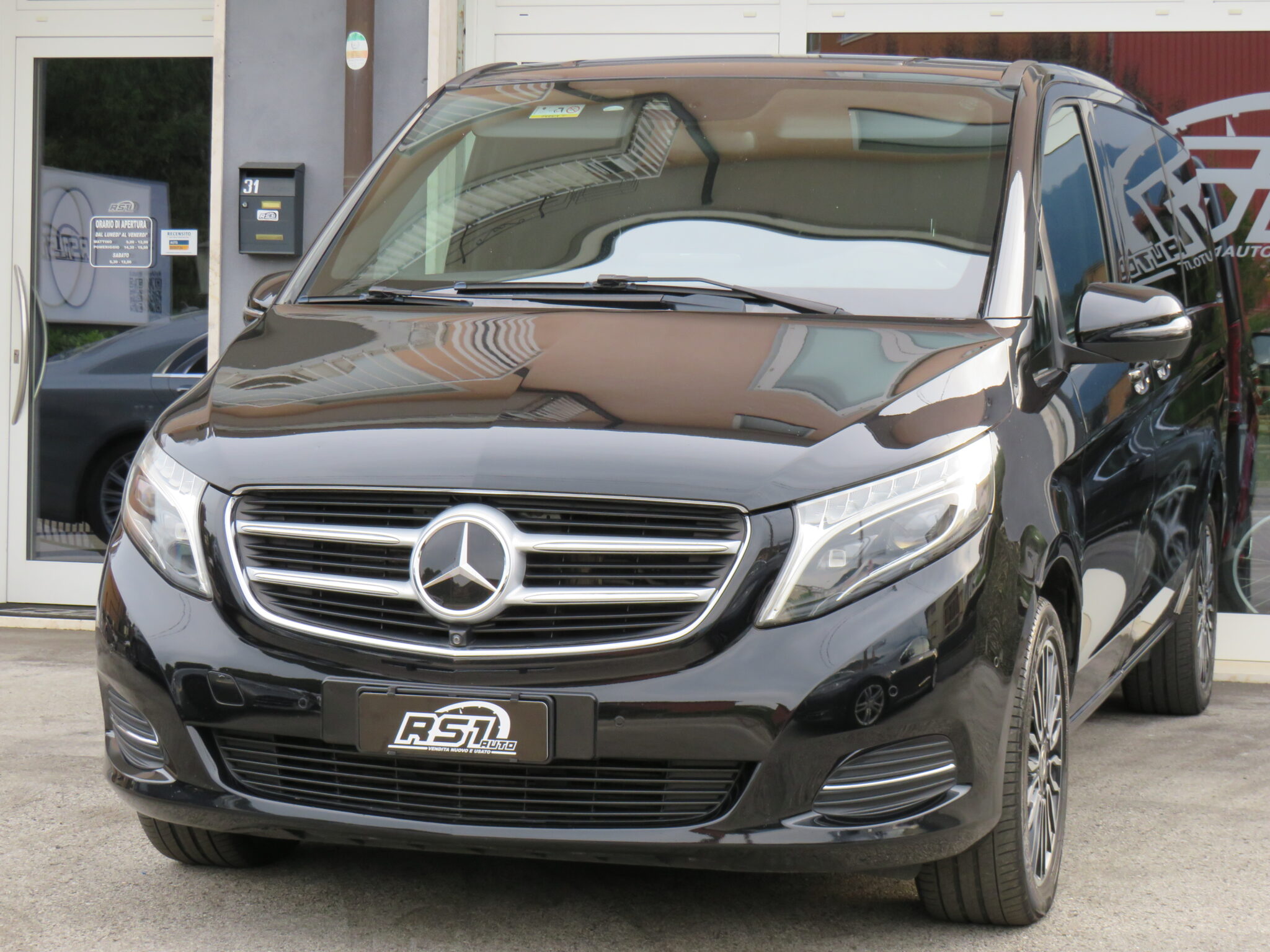 Mercedes-Benz V