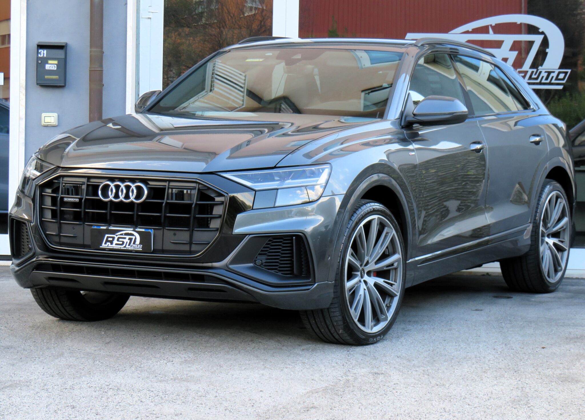 Audi Q8