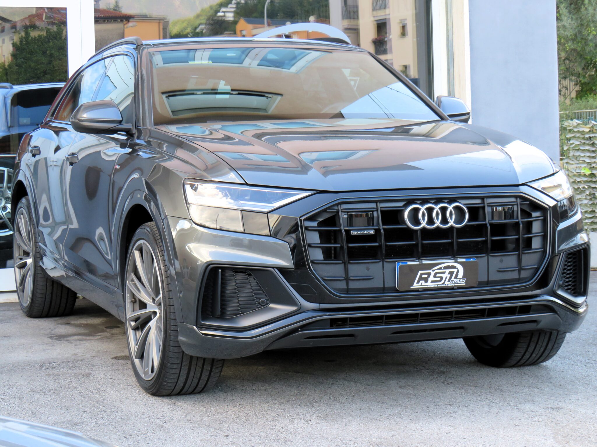 Audi Q8