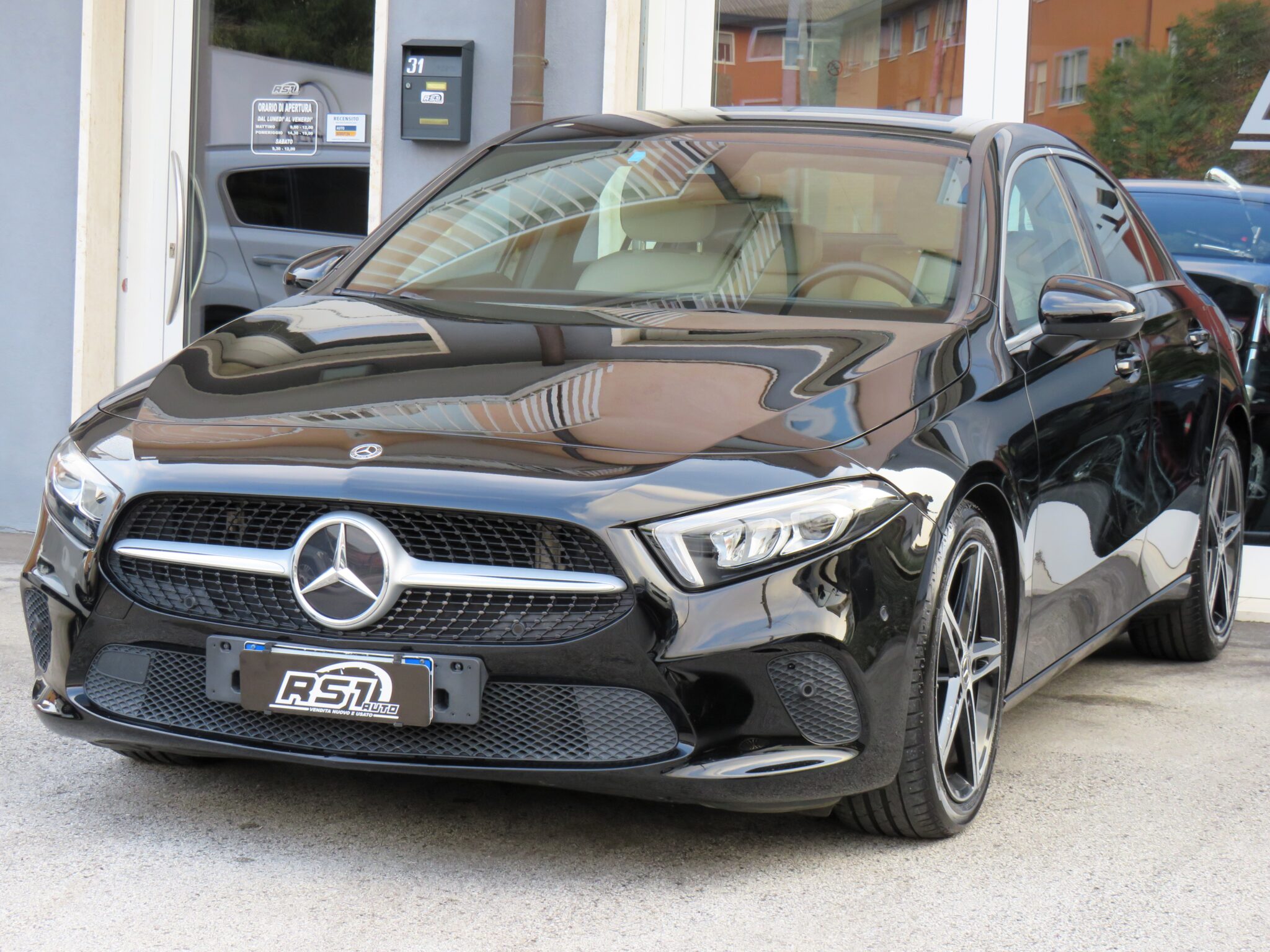 Mercedes-Benz A