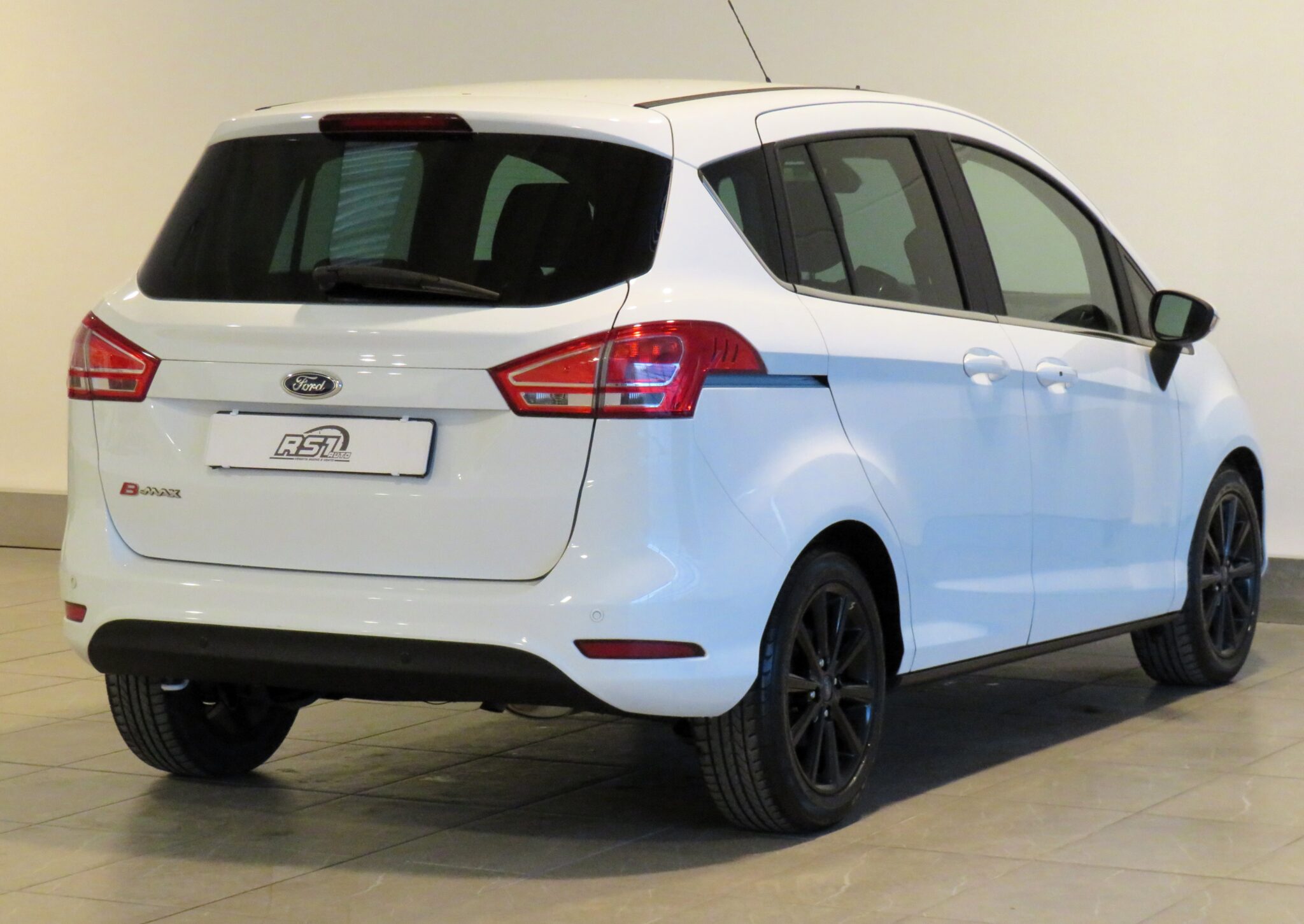 FORD BMAX