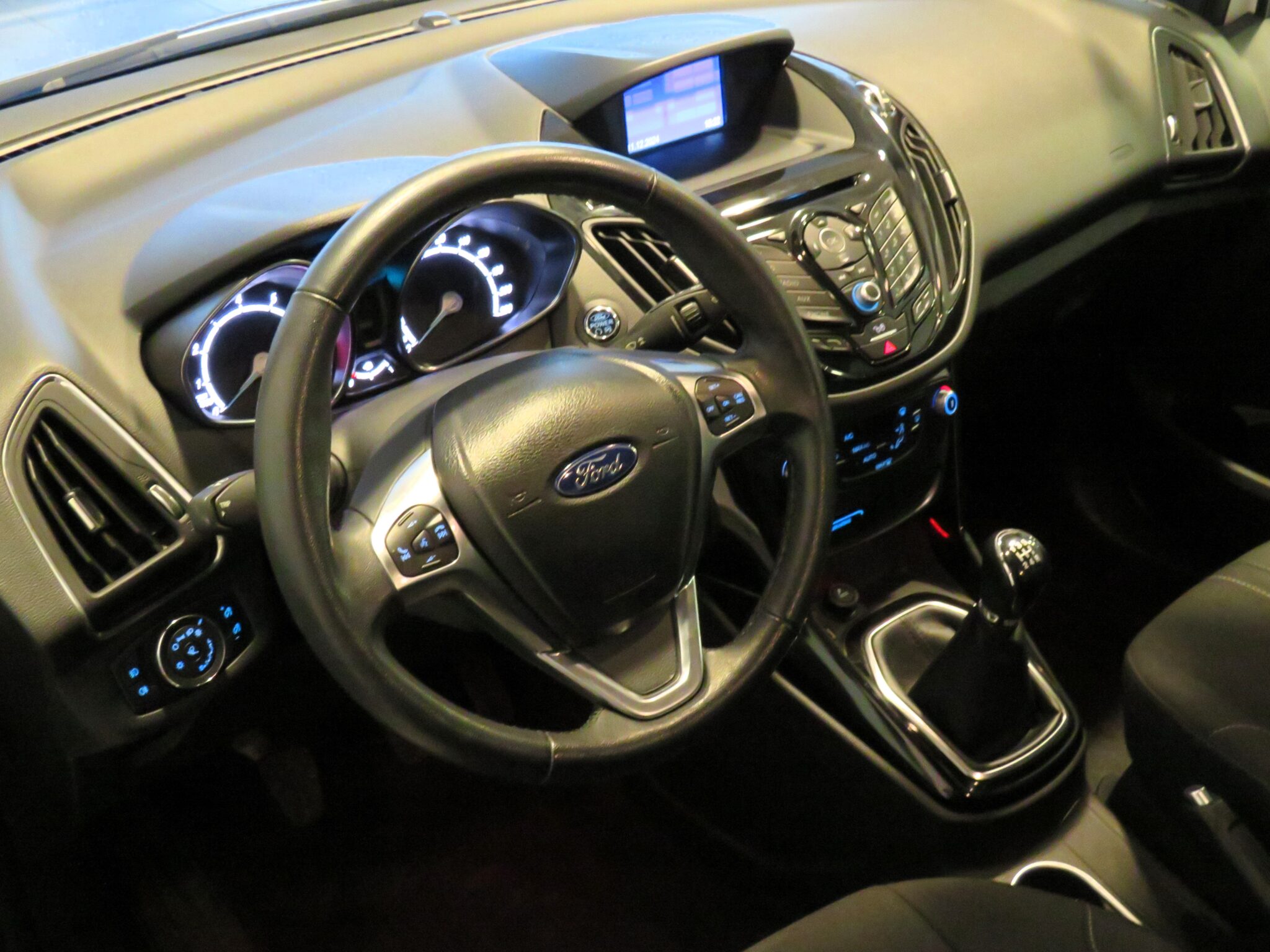 FORD BMAX